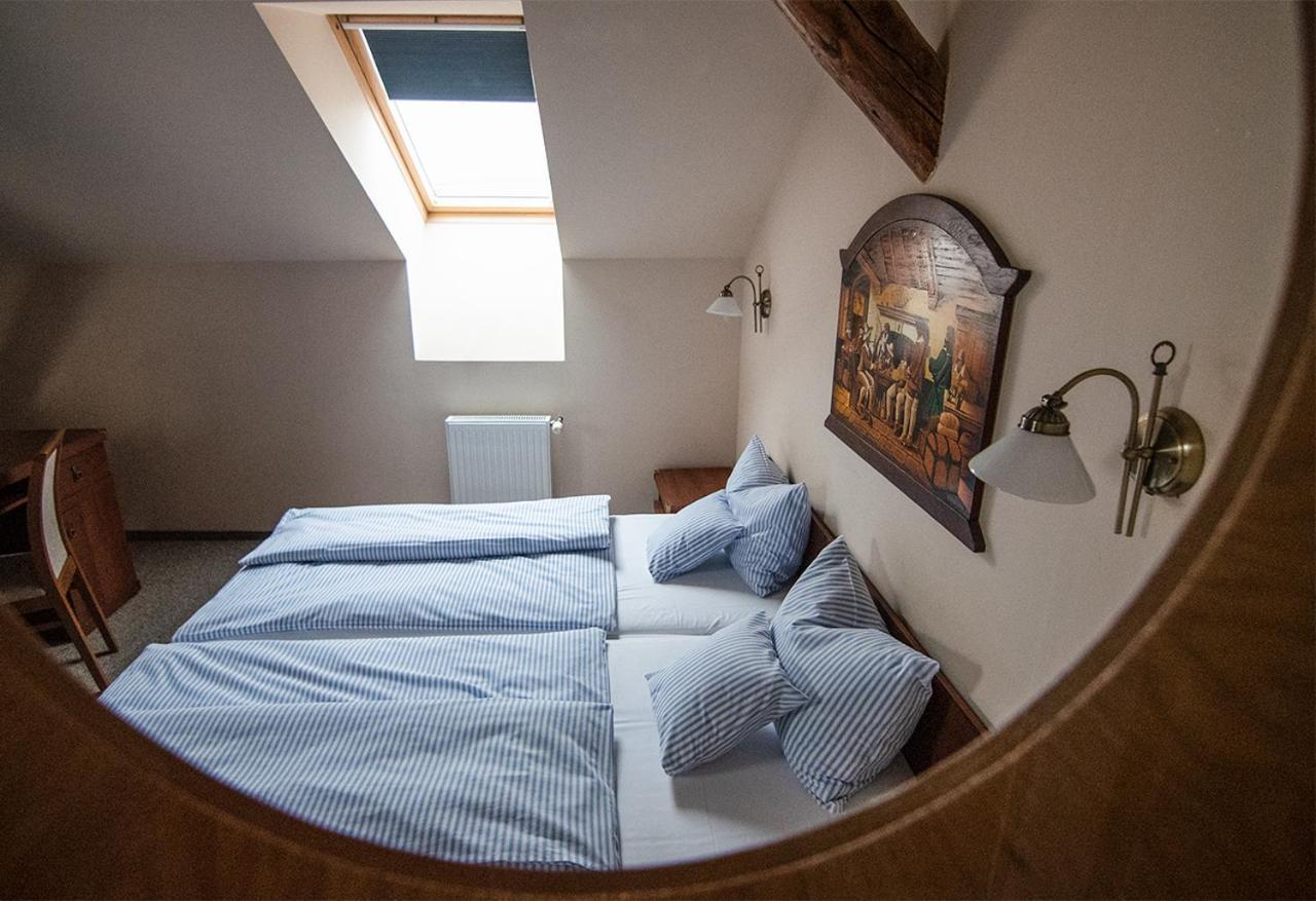 Pension Horse Inn コシツェ エクステリア 写真