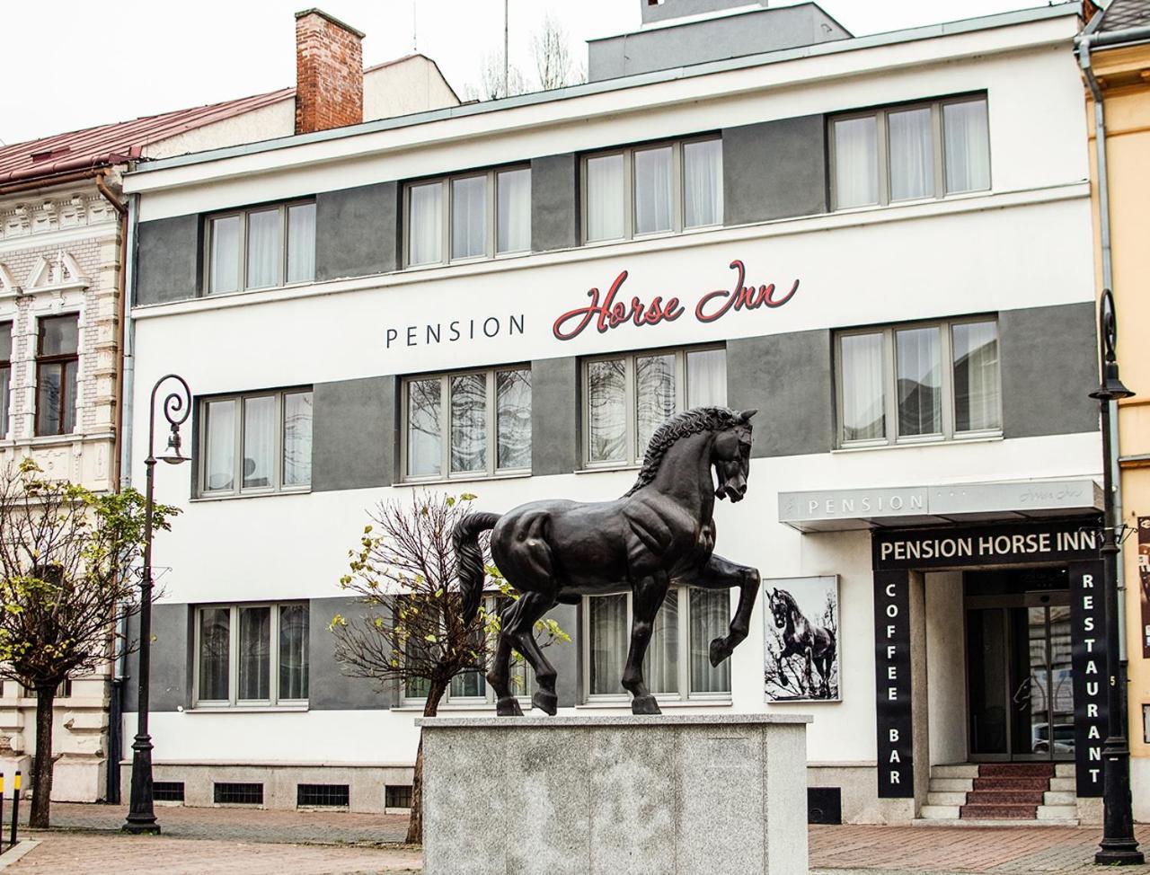 Pension Horse Inn コシツェ エクステリア 写真