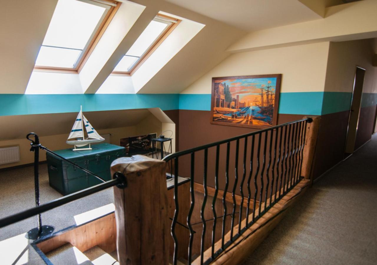 Pension Horse Inn コシツェ エクステリア 写真